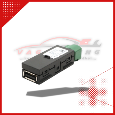 USB aljzat – 5Q0 035 726 E – (VW / Audi / Škoda / SEAT) – Apple CarPlay támogatással